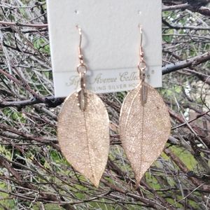 Rose gold Leaf earrings